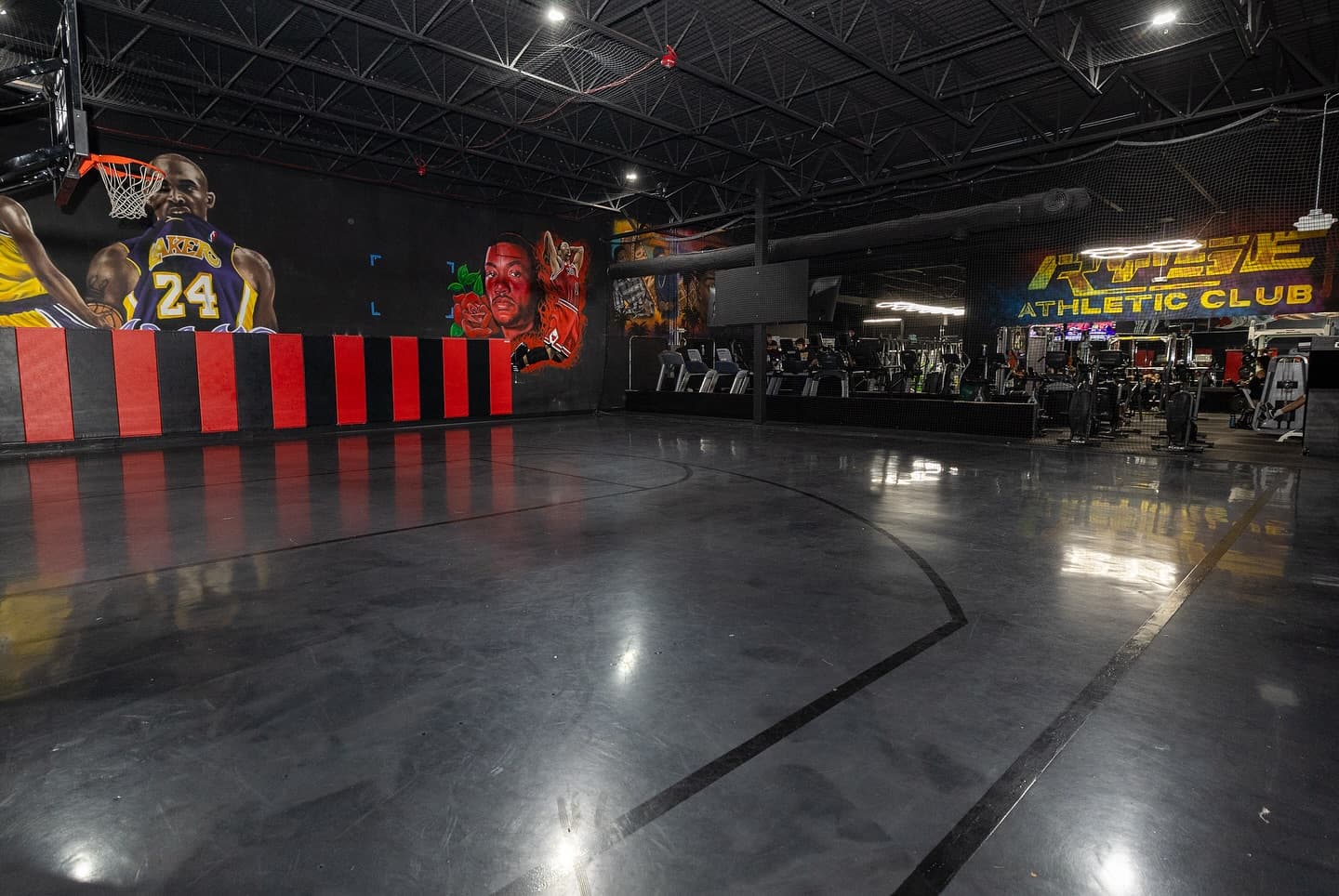 Kobe mural on the basketball court
